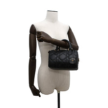 将图像加载到图库查看器中,Dior Macrocannage Dior Groove 20 Bag BlackM1364UBOL_M900 Calf Leather Size Small