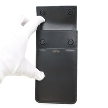 将图像加载到图库查看器中,BURBERRY Phone ShoulderPouch Black Leather