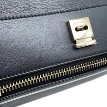 将图像加载到图库查看器中,Givenchy Pandora Box Shoulder Bag Black Leather