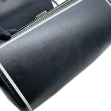 将图像加载到图库查看器中,Givenchy Pandora Box Shoulder Bag Black Leather