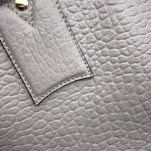 将图像加载到图库查看器中,BURBERRY Medium Clifton Insignia Gray3971049 Leather