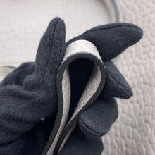 将图像加载到图库查看器中,BURBERRY Medium Clifton Insignia Gray3971049 Leather