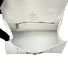 Load image into Gallery viewer, BALENCIAGA Adidas collaboration Hourglass White593546 Leather Size S