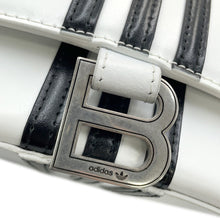 将图像加载到图库查看器中,BALENCIAGA ★Adidas collaboration Hourglass White593546 Leather Size S