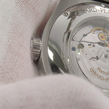 将图像加载到图库查看器中,GIRARD-PERREGAUX Laureato 225th Anniversary Model Limited to 225 pieces W41mm Stainless Steel Silver Dial81000-11-131-11A