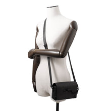 将图像加载到图库查看器中,LOUIS VUITTON Steamer Wearable Wallet NoirM81746 Taurillon Leather/Monogram・Pattern