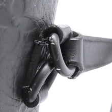 将图像加载到图库查看器中,LOUIS VUITTON Steamer Wearable Wallet NoirM81746 Taurillon Leather/Monogram・Pattern