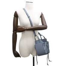 将图像加载到图库查看器中,LOEWE Hammock DrawstringBag Blue314.30.V07 Leather Size Mini