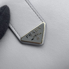 将图像加载到图库查看器中,PRADA ★City Calf Tab Wallet Gray1ML018 Leather