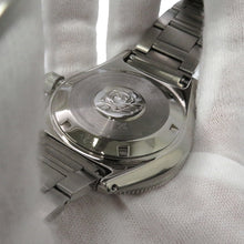 将图像加载到图库查看器中,SEIKO Prospex Diver Scuba W42.6mm Stainless Steel Black DialSBDC051