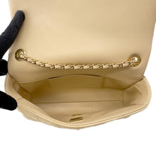 将图像加载到图库查看器中,CHANEL Matelasse ChainShoulder Bag Beige Lambskin