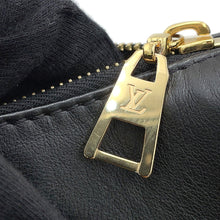 将图像加载到图库查看器中,LOUIS VUITTON over the moon NoirM59799 Calf Leather Monogram・Pattern