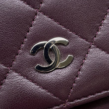 将图像加载到图库查看器中,CHANEL Matelasse Chain wallet PurpleA33814 Lambskin