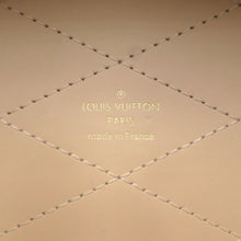 Load image into Gallery viewer, LOUIS VUITTON Camera box BeigeM10079 Monogram