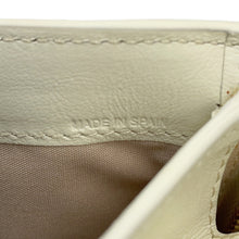 将图像加载到图库查看器中,Chloe Alphabet Tri-Fold Wallet Natural WhiteCHC18AP943A04119 Leather