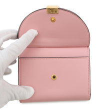 Load image into Gallery viewer, Chloe Georgia Bi-fold Wallet Blush PinCHC16AP285H1Z6E4 Leather