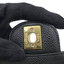 Load image into Gallery viewer, CHANEL Matelasse Double Flap ChainShoulder Bag BlackA01112 Caviar Leather Size 25