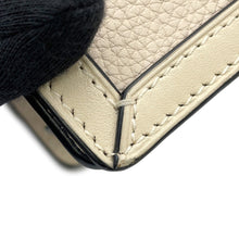 将图像加载到图库查看器中,LOEWE Barcelona Shoulder Bag Beige Leather Size Mini