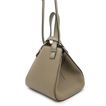 将图像加载到图库查看器中,LOEWE Hammock Nugget KhakiA538H04X06 Leather