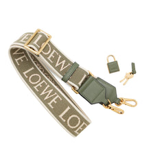 将图像加载到图库查看器中,LOEWE Square Anagram Amazona GreenA039N10X02 Canvas Leather Size 19