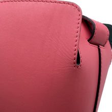 将图像加载到图库查看器中,BURBERRY Bucket One Shoulder Bag Pink4075872 Leather