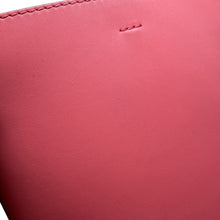 将图像加载到图库查看器中,BURBERRY Bucket One Shoulder Bag Pink4075872 Leather