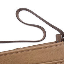 将图像加载到图库查看器中,BURBERRY One Shoulder Bag Beige Leather