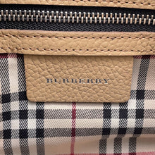 将图像加载到图库查看器中,BURBERRY One Shoulder Bag Beige Leather