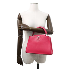 将图像加载到图库查看器中,LOUIS VUITTON Capucines PinkM90294 Taurillon Leather Size BB