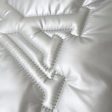 将图像加载到图库查看器中,LOUIS VUITTON Pillow Maxi Bumbag Silver/BrownM20971 Recycled MetallicNylon Monogram