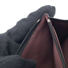 将图像加载到图库查看器中,CHANEL Chain wallet BlackAP0250 Caviar Leather