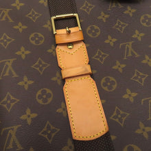将图像加载到图库查看器中,LOUIS VUITTON satellite BrownM23356 Monogram Size 53