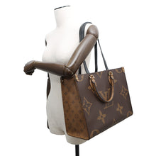 将图像加载到图库查看器中,LOUIS VUITTON Onthego RedM45321 Monogram Monogram Reverse Canvas Monogram Giant Size MM