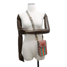 将图像加载到图库查看器中,GUCCI GG Supreme Shoulder Beige/Red/Green723766 GG Supreme Leather
