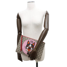 将图像加载到图库查看器中,GUCCI ★BOSCO Clutch Bag Beige/Pink/Red506280 GG Supreme Suede Leather