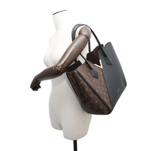 将图像加载到图库查看器中,LOUIS VUITTON Kimono NoirM40460 Monogram Calf Leather Size MM