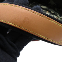 将图像加载到图库查看器中,LOUIS VUITTON Tray Green/Light Beige/NoirM95783 monogrammo flage