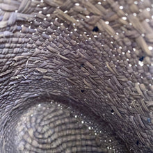 将图像加载到图库查看器中,LOEWE Square Pocket BlueC630G35X01 Ilaka Palm Calf Leather