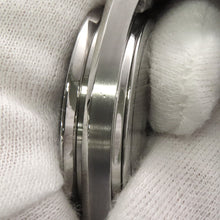 将图像加载到图库查看器中,OMEGA Speedmaster W39mm Stainless Steel Black Dial3510.5