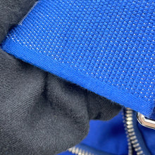 将图像加载到图库查看器中,PRADA ★Triangle messenger bag Blue2VY007 Canvas