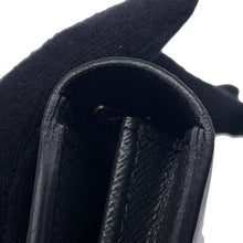 将图像加载到图库查看器中,LOUIS VUITTON Portefeuille Brazza NoirM30501 Taiga Leather