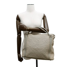 将图像加载到图库查看器中,LOUIS VUITTON Ixia GryclairM97063 Monogram Antia Size MM