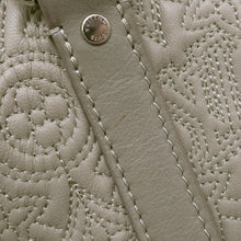 将图像加载到图库查看器中,LOUIS VUITTON Ixia GryclairM97063 Monogram Antia Size MM