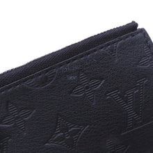 将图像加载到图库查看器中,LOUIS VUITTON Gaston Wearable Wallet NoirM81115 Monogram Shadow
