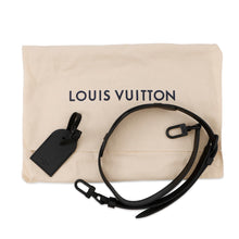 将图像加载到图库查看器中,LOUIS VUITTON Sac Plat NoirM21884 Monogram Taurillon Leather