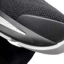 Load image into Gallery viewer, HERMES Sneakers Heroes Black/White Technical Mesh Size 37.5