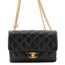 将图像加载到图库查看器中,CHANEL Matelasse ChainShoulder BlackAS3393 Lambskin Size 20