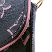 Load image into Gallery viewer, LOUIS VUITTON Multiie Pochette Noir/PinkM81471 Monogram