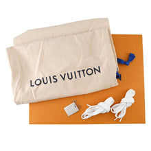 将图像加载到图库查看器中,LOUIS VUITTON Supreme Collaboration Sneakers White/Red Leather Size 6