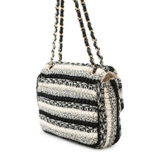 将图像加载到图库查看器中,CHANEL Matelasse WChainShoulder Bag White/Black Tweed Leather Size 25